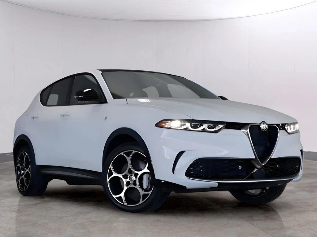 Used 2024 Milano White Alfa Romeo Ti image 1