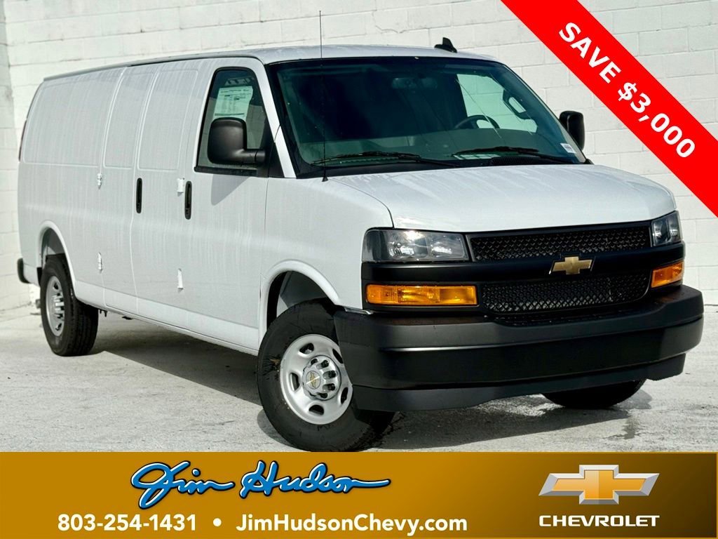 2025 Chevrolet Express Cargo WT