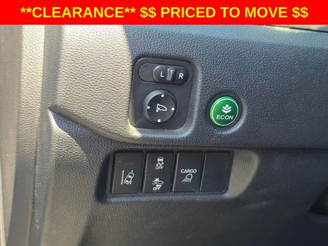 Used 2021  Honda Sport image 19