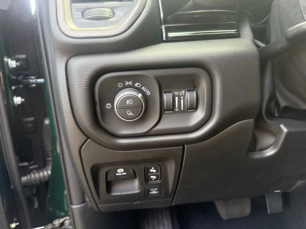 New 2026 Serrano-Green Metallic Exterior Paint RAM Rebel image 17