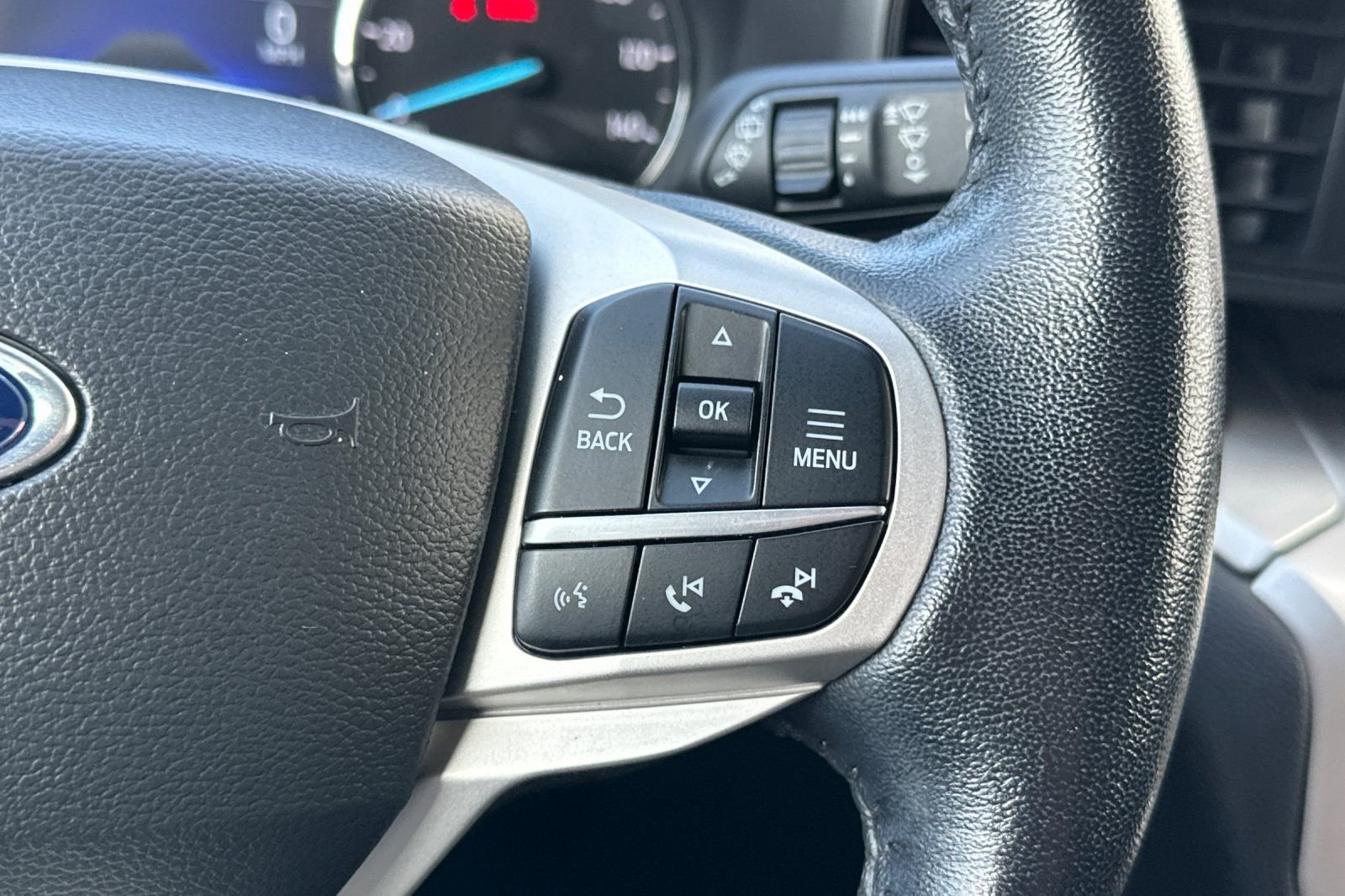 Used 2022 Red Ford XLT image 27
