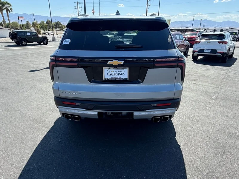 Used 2025 Sterling Gray Metallic Chevrolet LT image 4