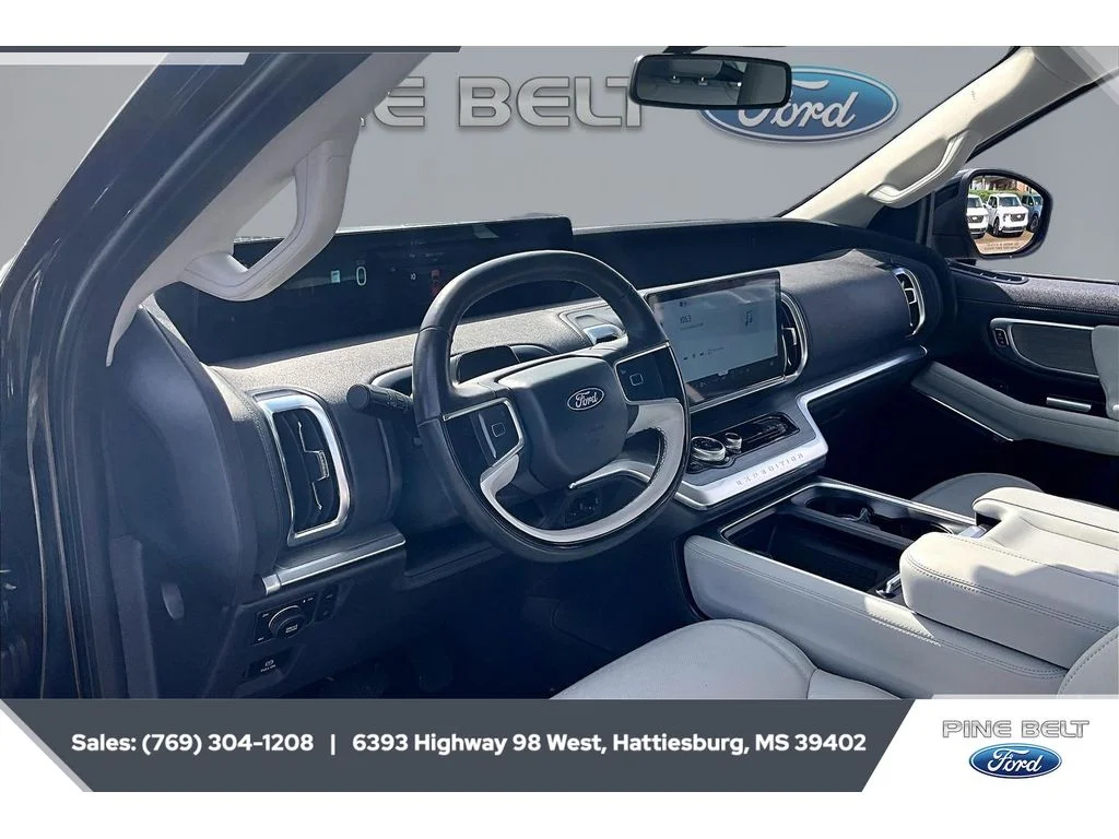 Used 2025 Agate Black Metallic Ford Platinum image 12