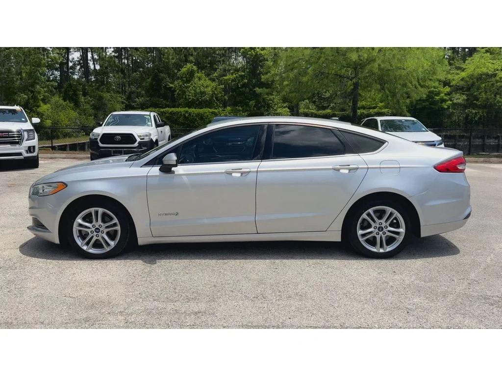 Certified Used 2018 Ingot Silver Metallic Ford SE image 6