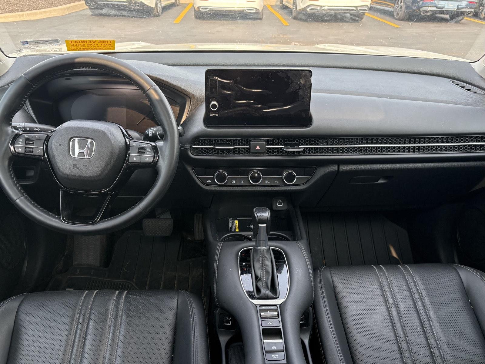 Used 2023 Platinum White Pearl Honda EX-L image 11