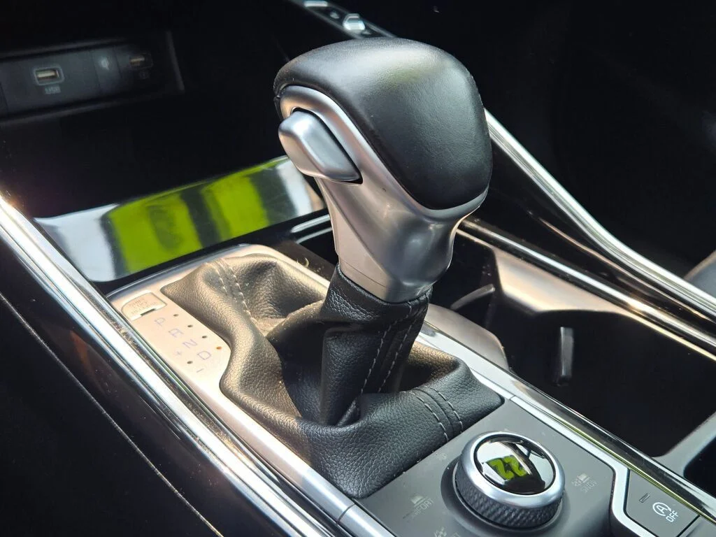 Used 2022 Ebony Black Kia X-Line SX Prestige image 28