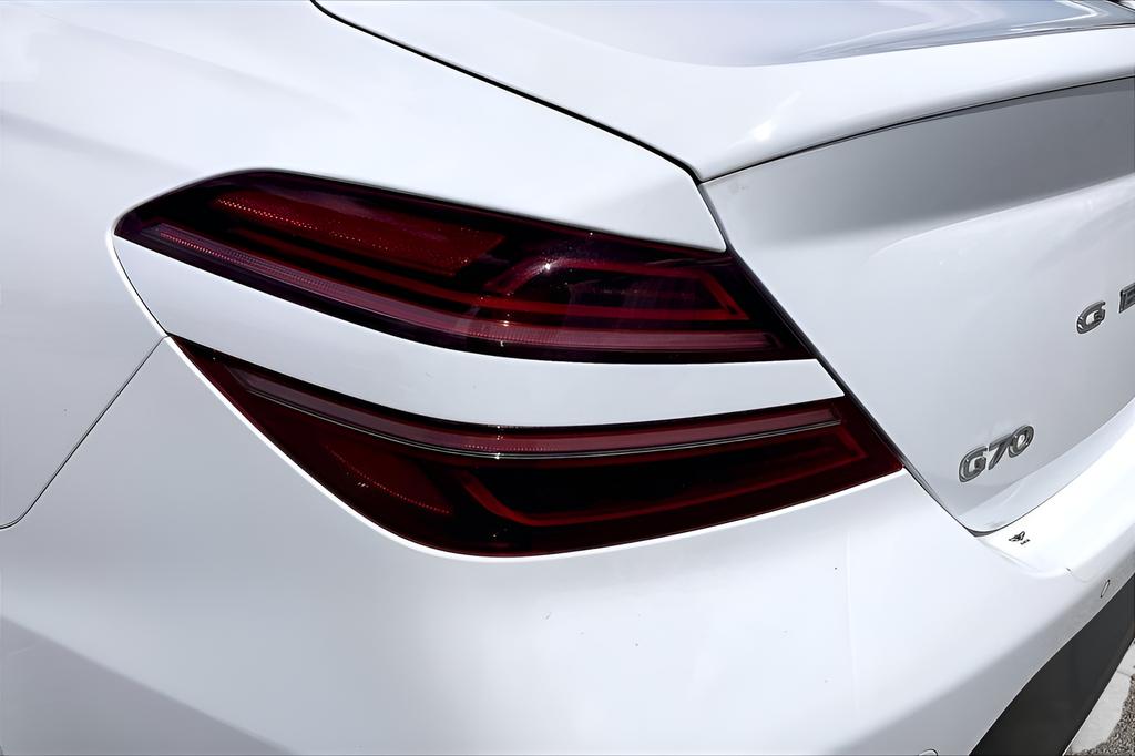Used 2023 White Genesis 3.3T image 20