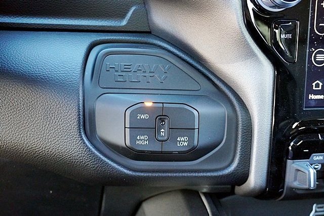 New 2026 Bright White Clear-Coat Exterior Paint RAM Big Horn image 36