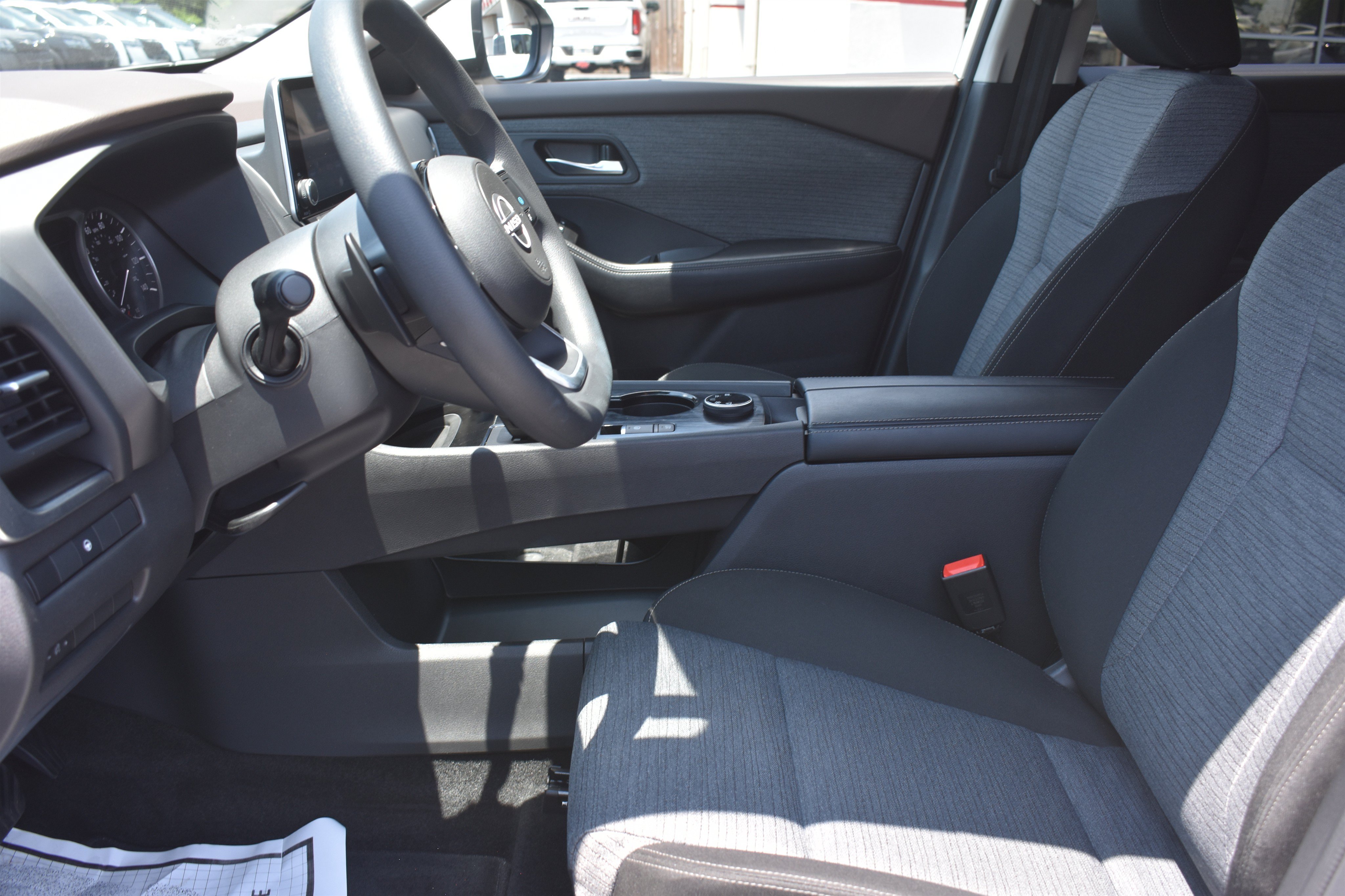 Used 2023 Pearl White Tricoat Nissan SV image 14