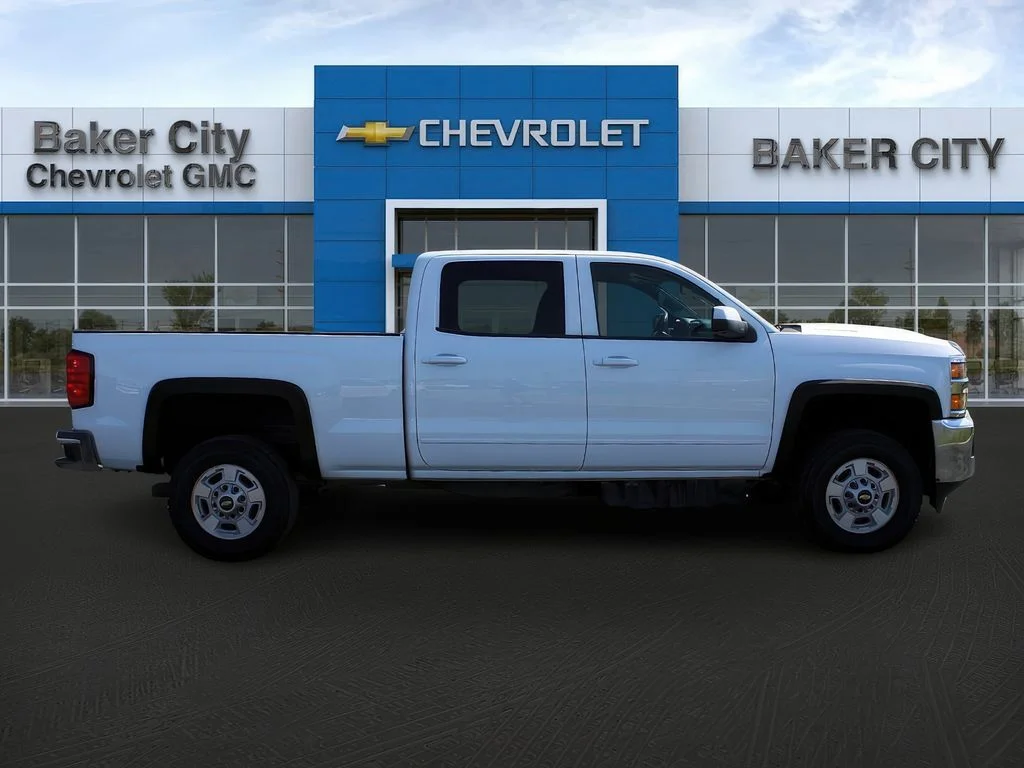 2017 Chevrolet Silverado 2500HD LT - Photo 8