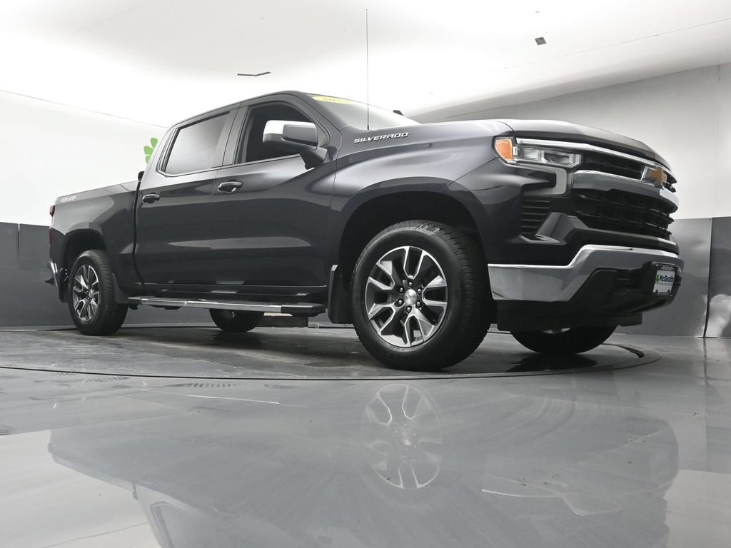 Used 2023 Gray Chevrolet LT image 26
