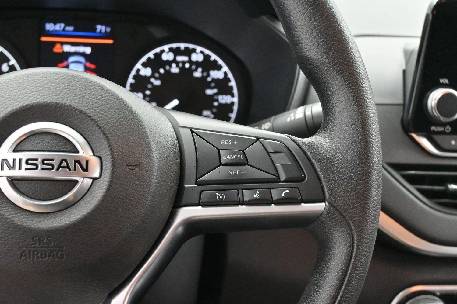 Used 2022 Glacier White Nissan 2.5 S image 15