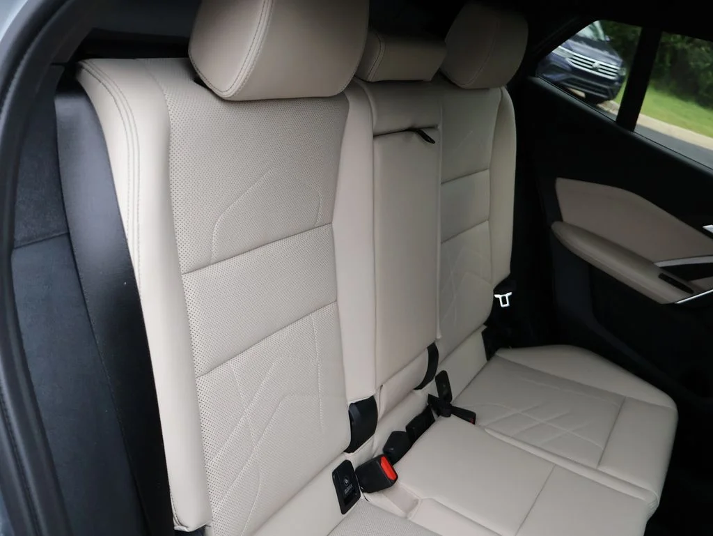 Used 2025 Gray BMW xDrive28i image 15