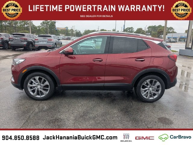 Used 2023 Red Buick Essence image 7