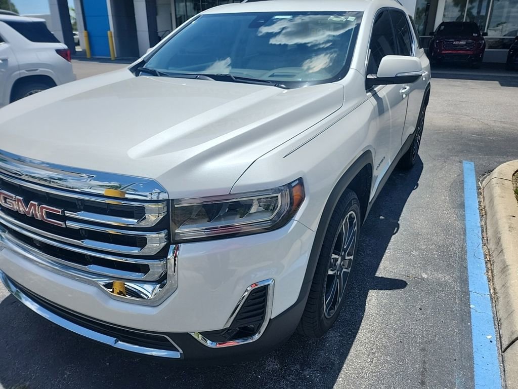 2023 GMC Acadia SLT AWD's photo