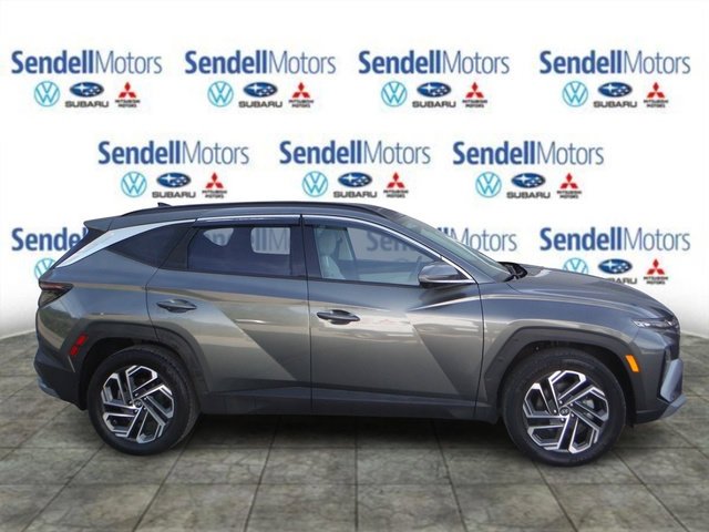 Used 2025 Gray Hyundai Limited image 2