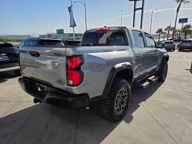 2024 Chevrolet Colorado ZR2 - Photo 6