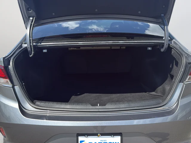 Used 2018 Gray Hyundai Sport image 34
