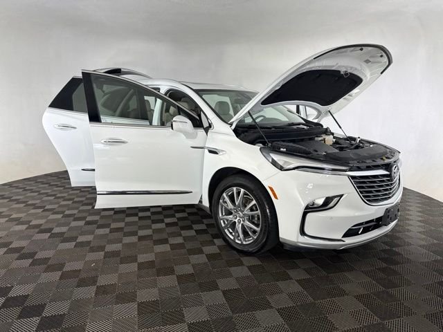 Used 2023 White Buick Essence image 14