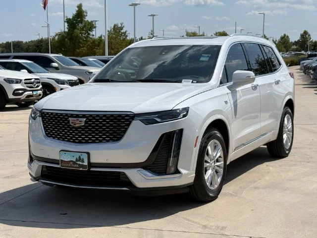 Used 2024 Crystal White Cadillac Luxury image 9