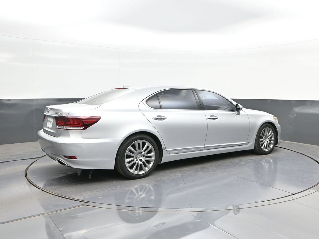 Used 2013 Silver Lexus 460 L image 15