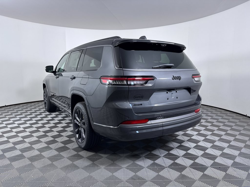 New 2026 Baltic Gray Metallic Clear-Coat Exterior Paint Jeep Limited Reserve image 20
