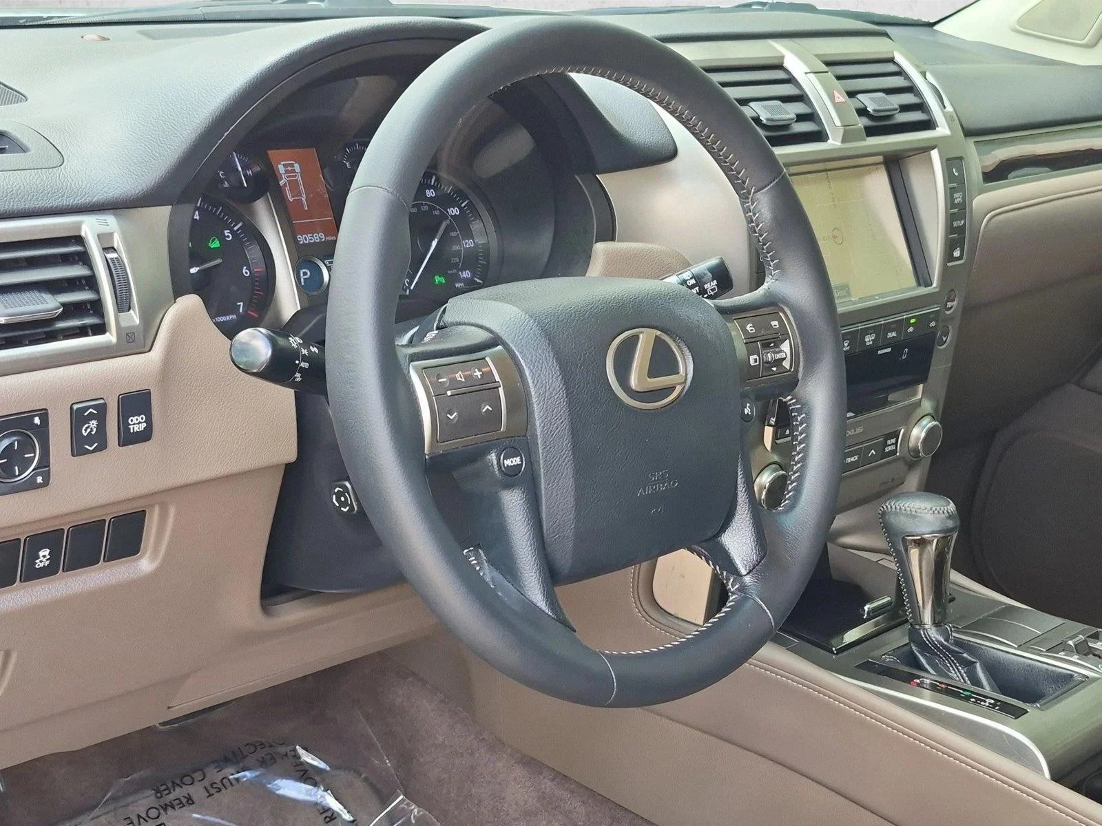 Used 2018 Silver Lining Metallic Lexus GX 460 image 10