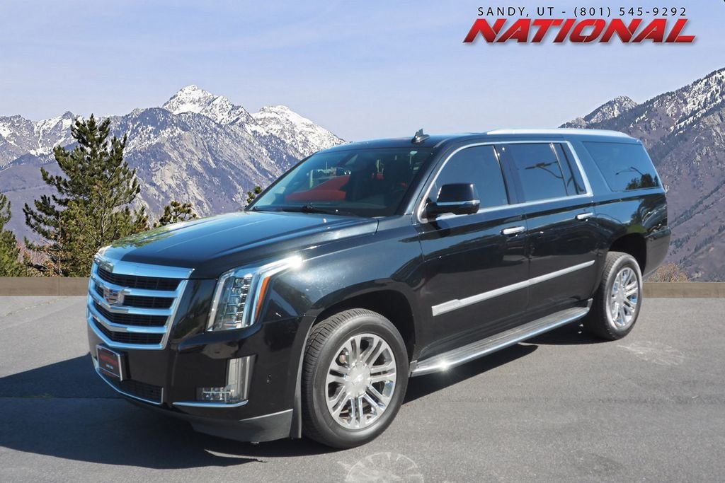 2020 Cadillac Escalade ESV AWD's photo