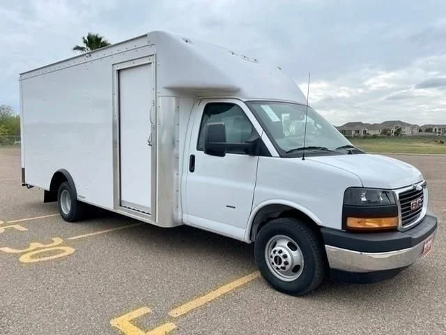 2023 GMC Savana Cutaway Work Van