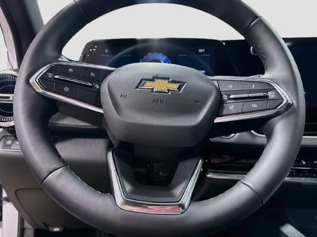 2027 Chevrolet Equinox LT - Photo 13
