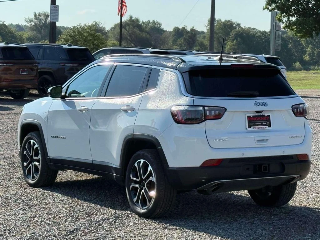Used 2023 White Jeep Limited image 9