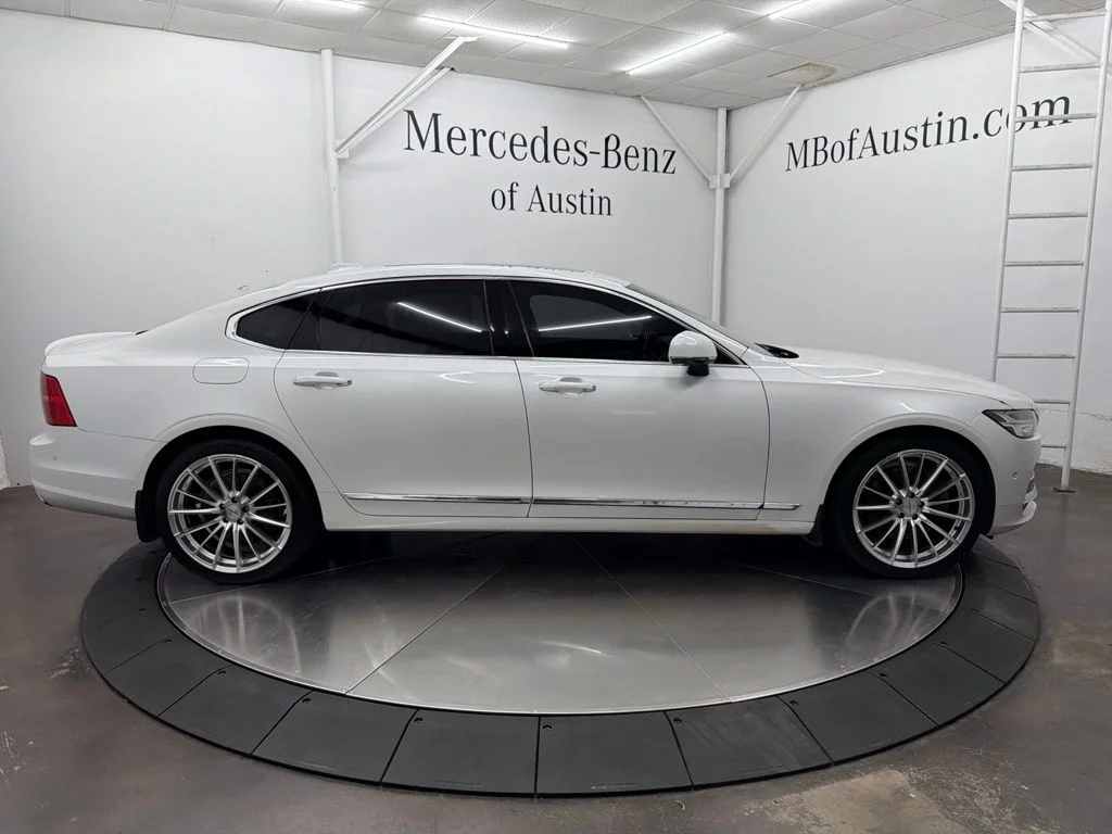 Used 2018  Volvo T6 Inscription image 8