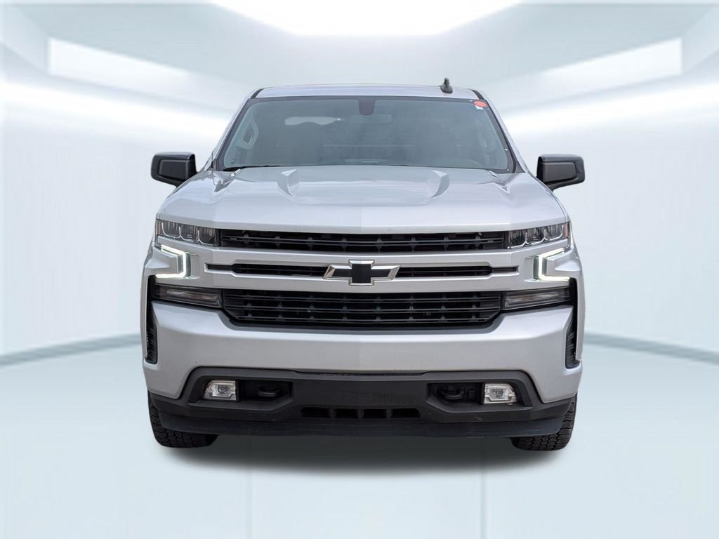 Used 2021 Silver Ice Metallic Chevrolet RST image 10