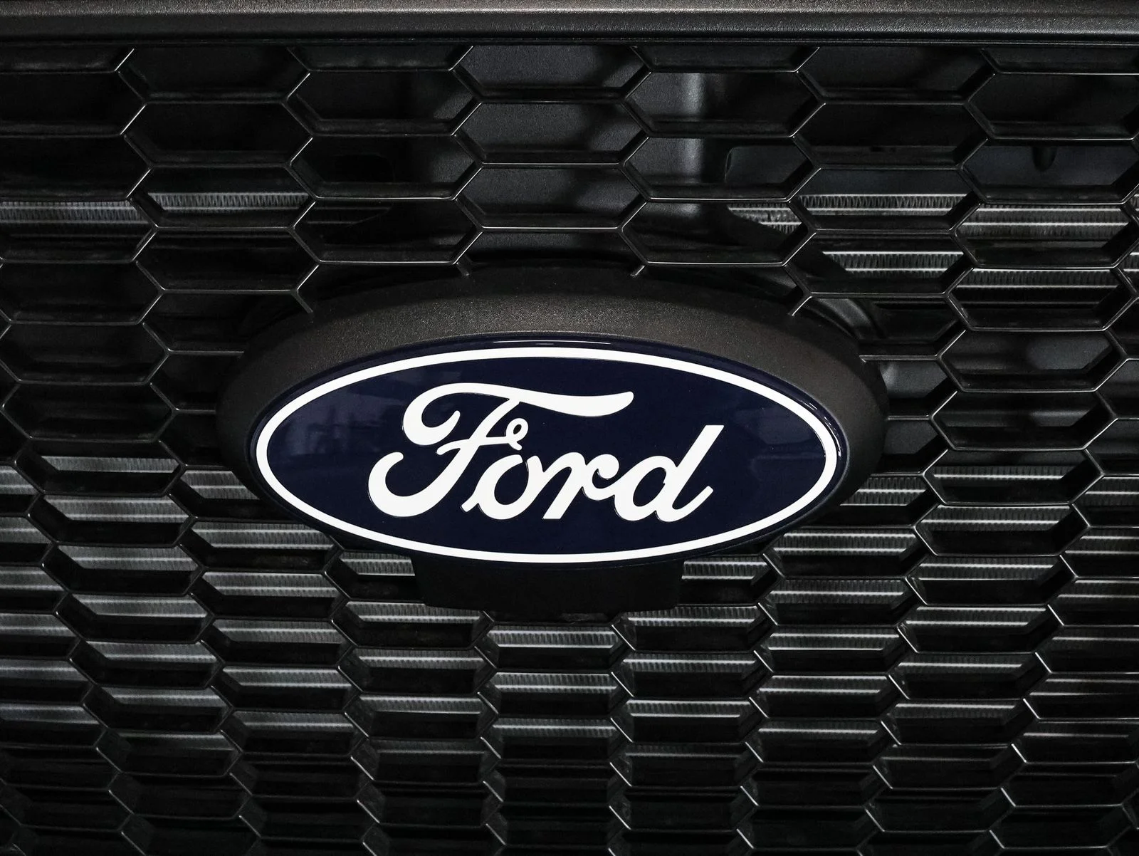 New 2026 Oxford White Ford Cargo Van image 13