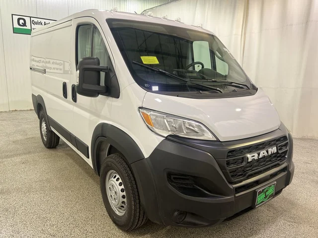 2026 RAM ProMaster Cargo Van Tradesman 1500 Low Roof 118 WB w/Pass Seat