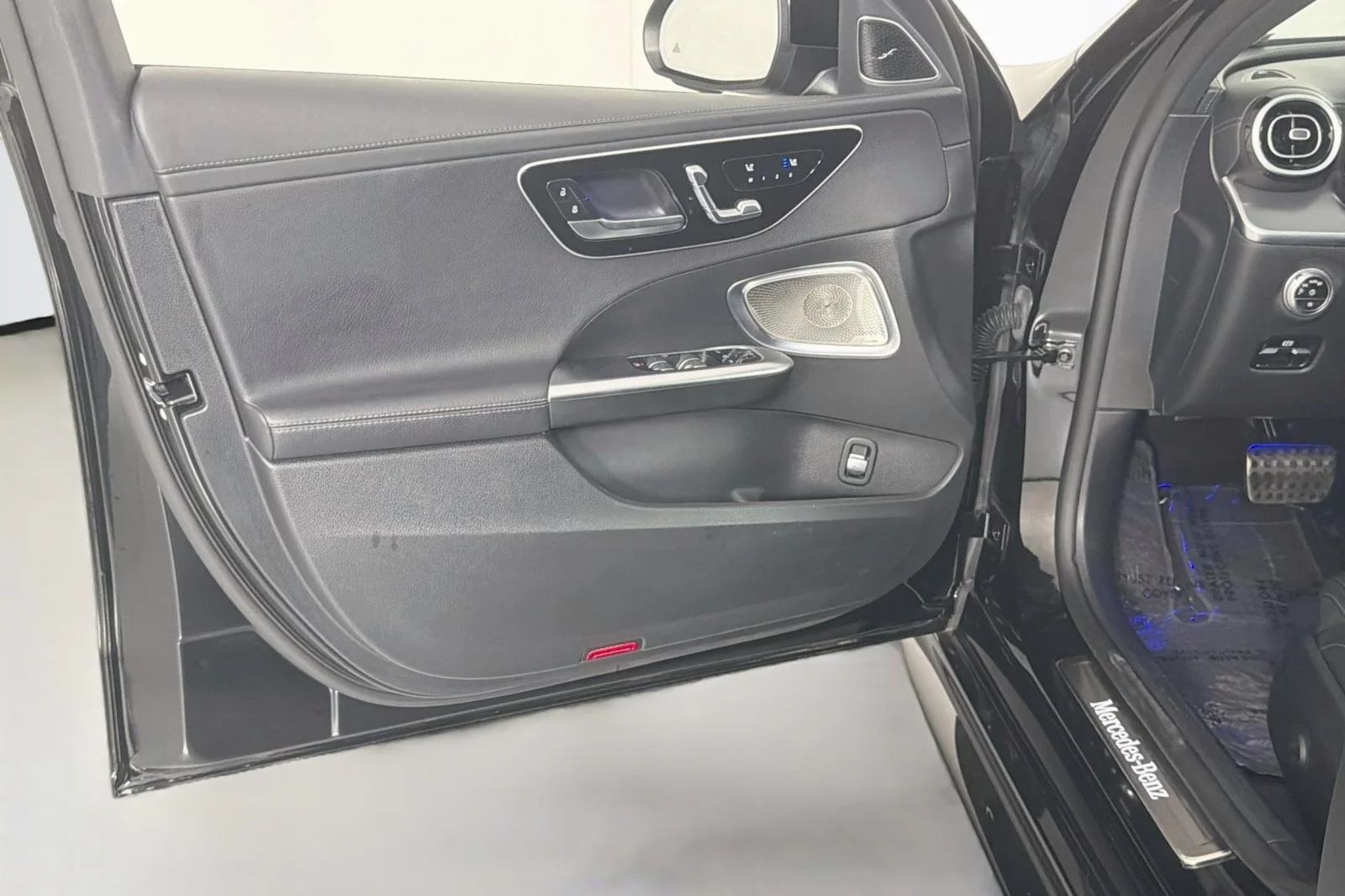 Certified Used 2024 Black Mercedes-Benz C 300 image 24