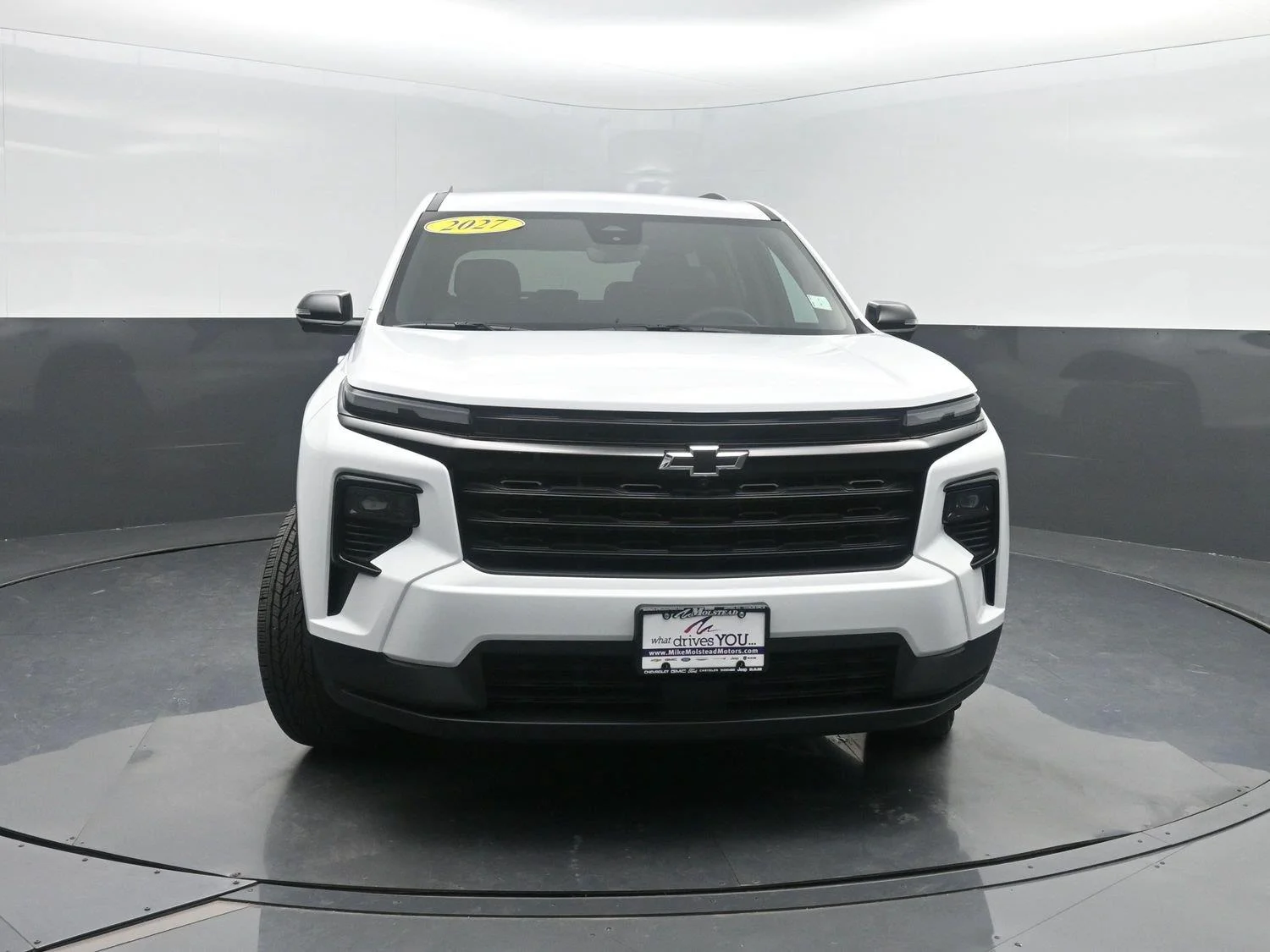 2027 Chevrolet Traverse LT - Photo 42