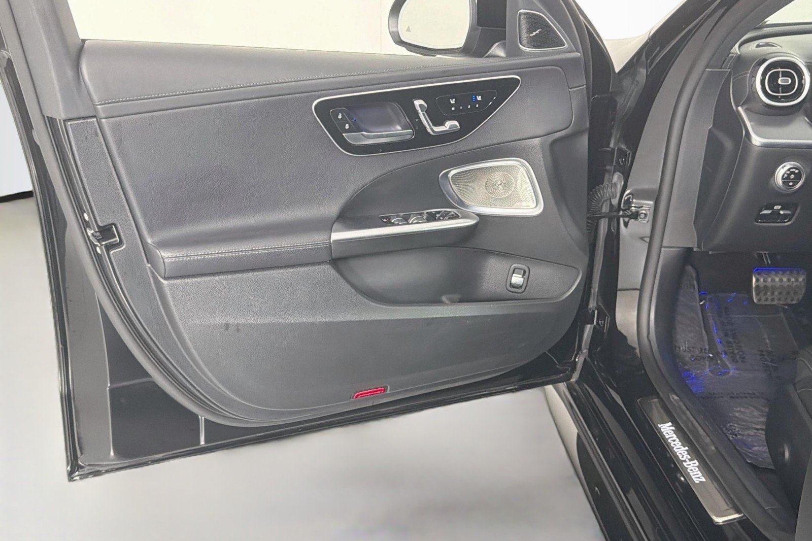 Certified Used 2024 Black Mercedes-Benz C 300 image 23