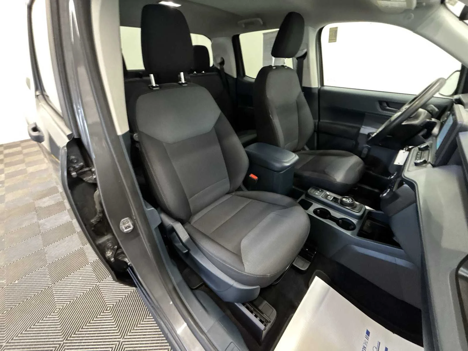 Used 2023 Carbonized Gray Metallic Ford XL image 24