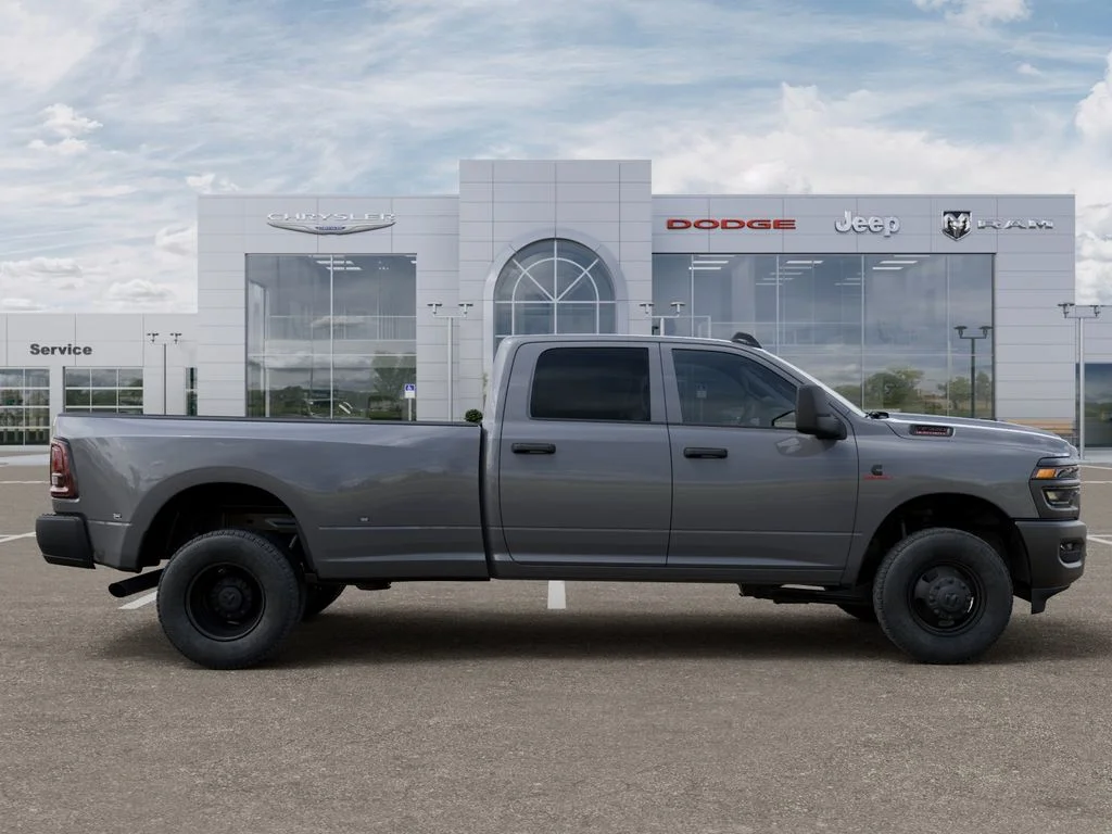 New 2026 Ceramic Gray Clear-Coat Exterior Paint RAM Tradesman image 22