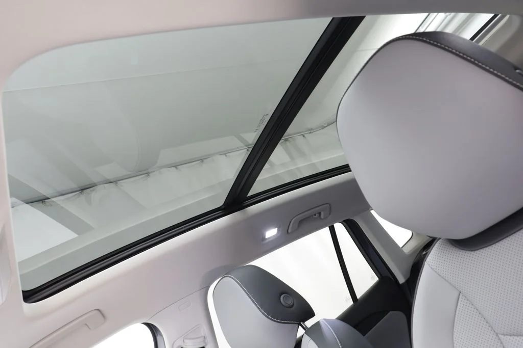 New 2026 Platinum Grey Volkswagen 2.0T SE image 14