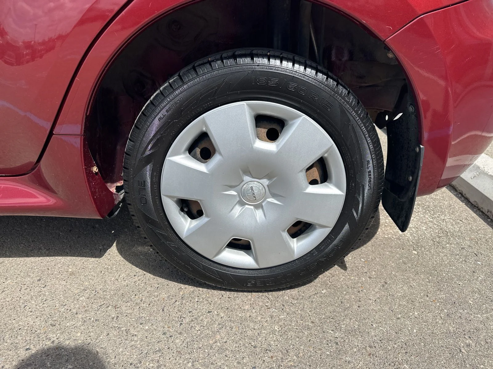 Used 2006 Red Scion Base image 7