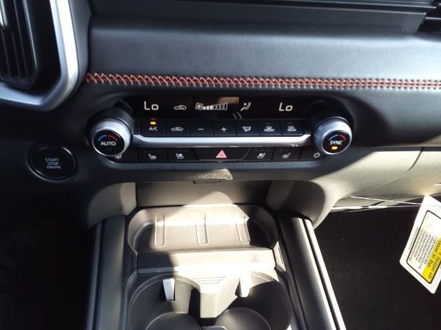 2025 Mazda CX-50 Premium - Photo 18