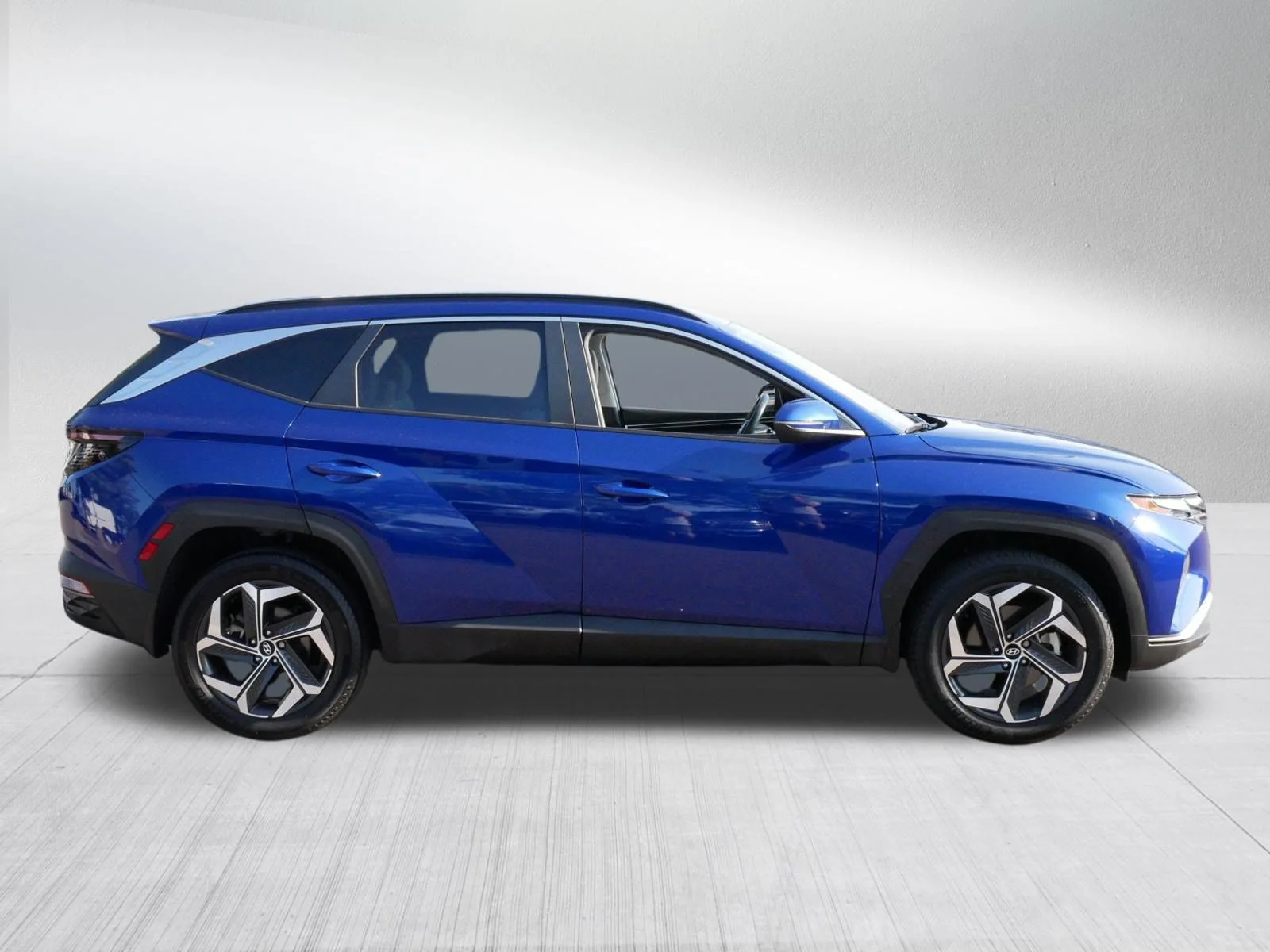 Used 2023 Intense Blue Hyundai SEL image 8