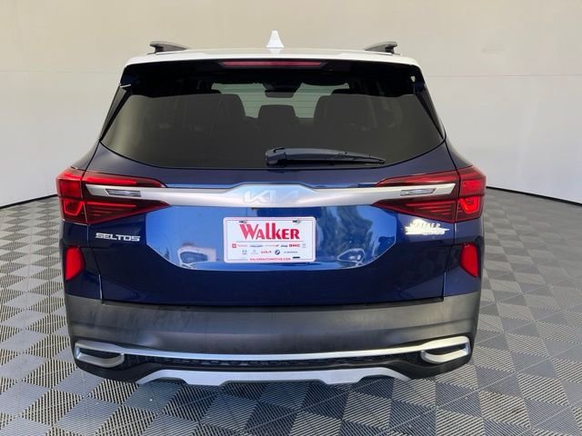 Used 2023 Blue Kia SX image 6