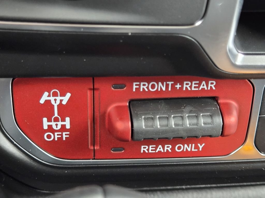 New 2026 Anvil Clear-Coat Exterior Paint Jeep Rubicon X image 13