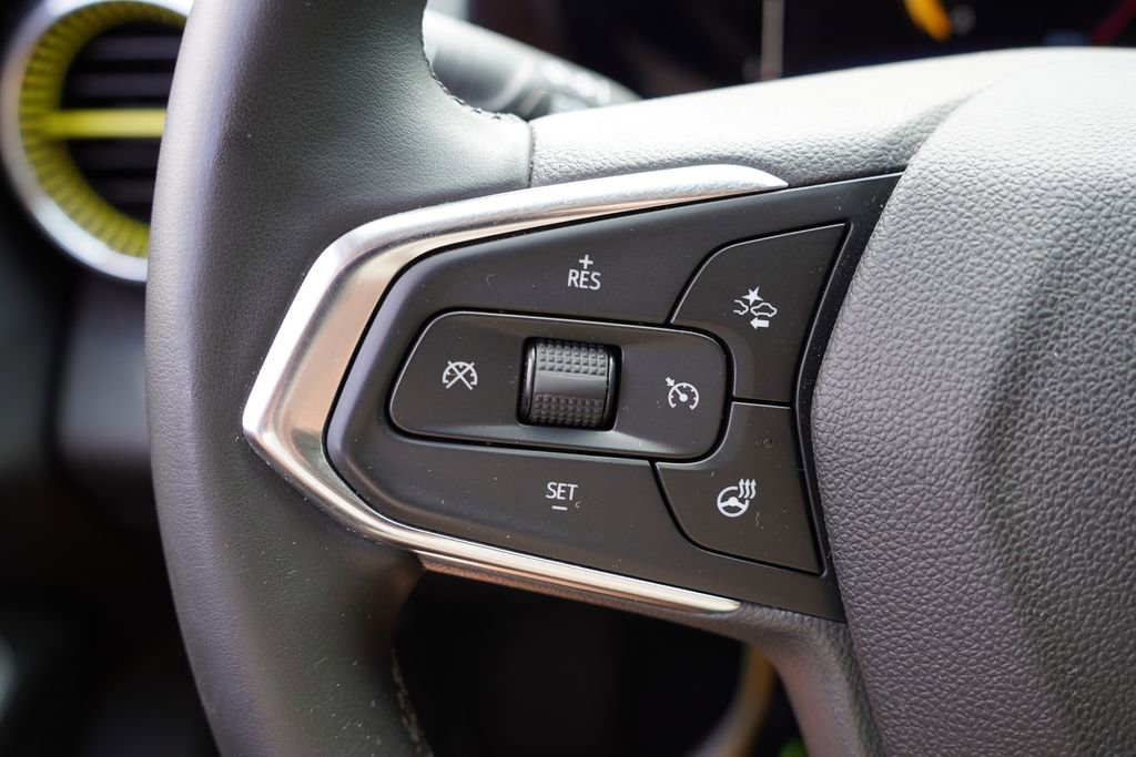 2025 Chevrolet Trax Activ - Photo 30
