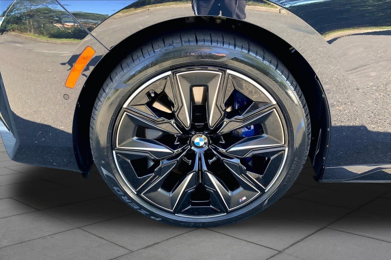 Certified Used 2023 Carbon Black Metallic BMW 740i image 10