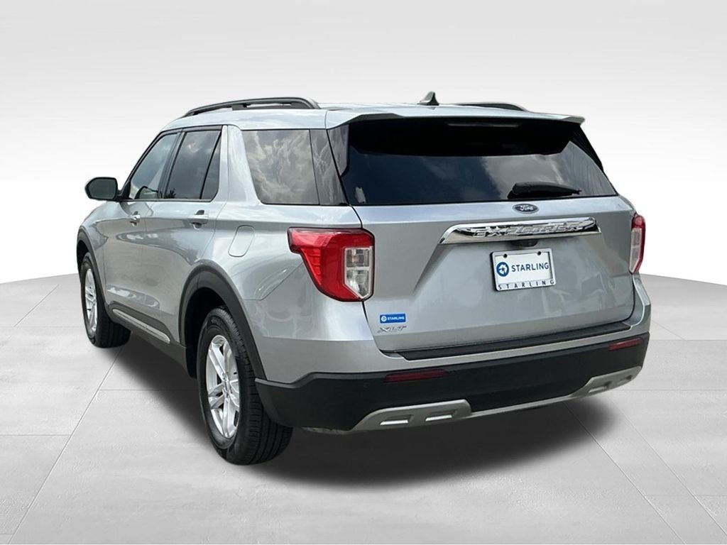 Used 2023 Silver Ford XLT image 5