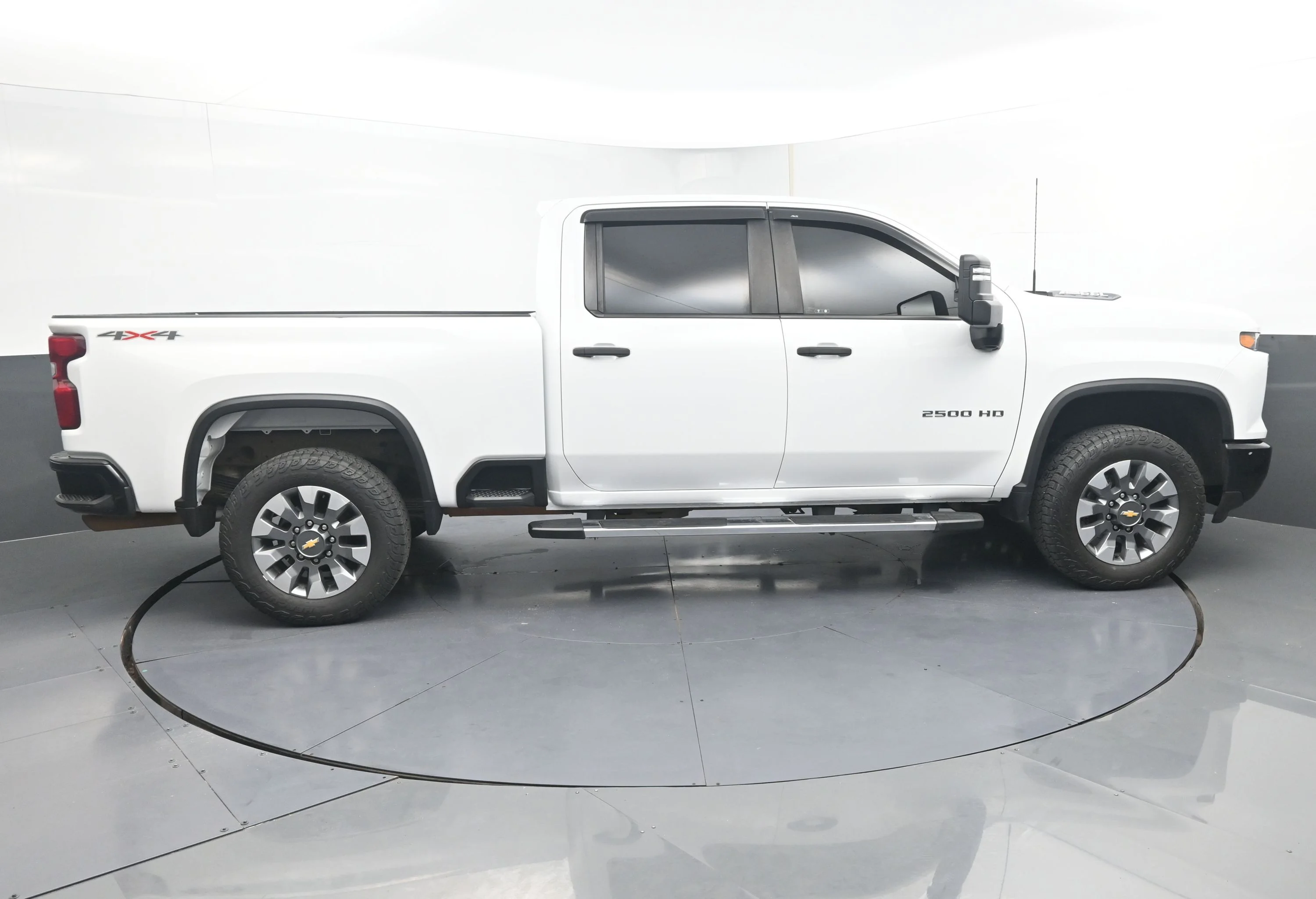 Used 2024 Summit White Chevrolet Custom image 2